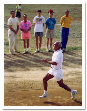 Sri Chinmoy sprinting in Tenerife